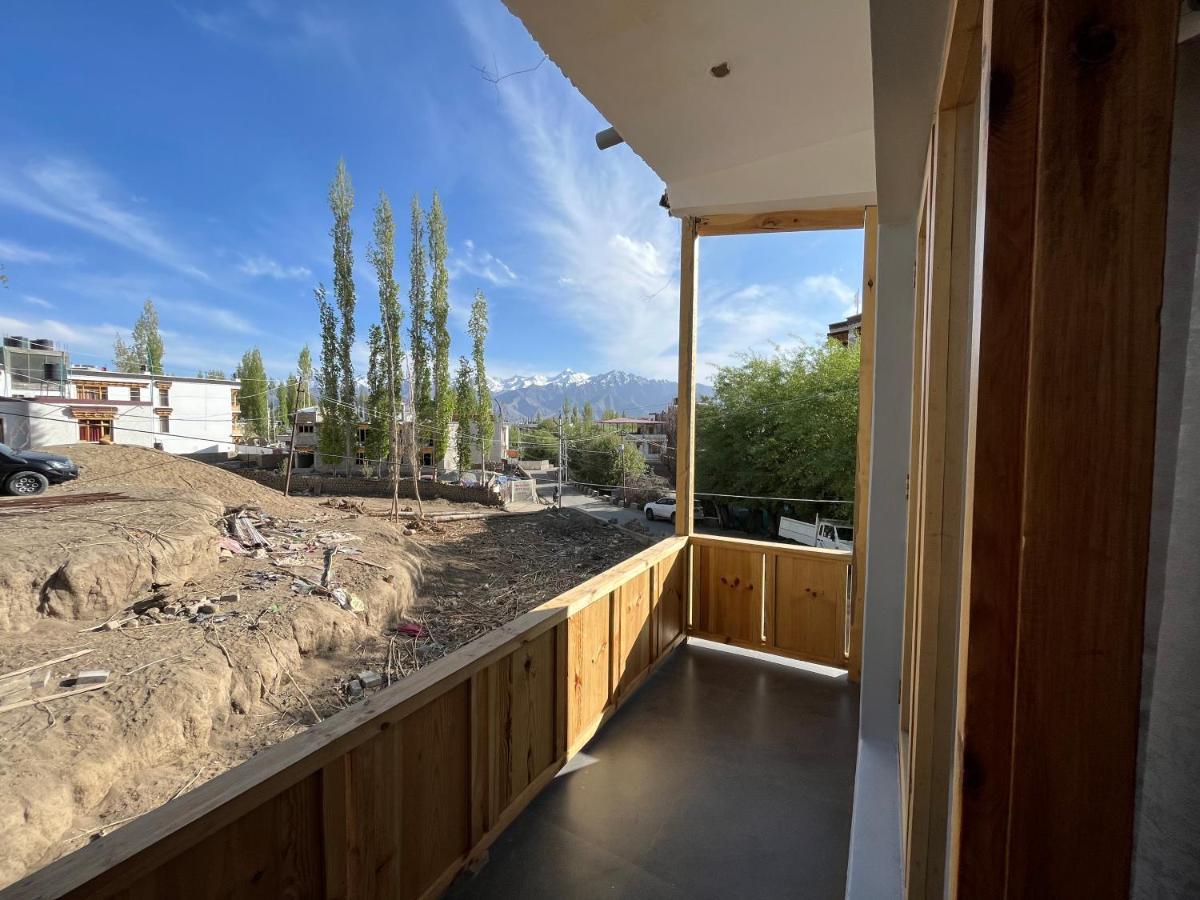 Honey Bee Hotel Leh Exterior foto